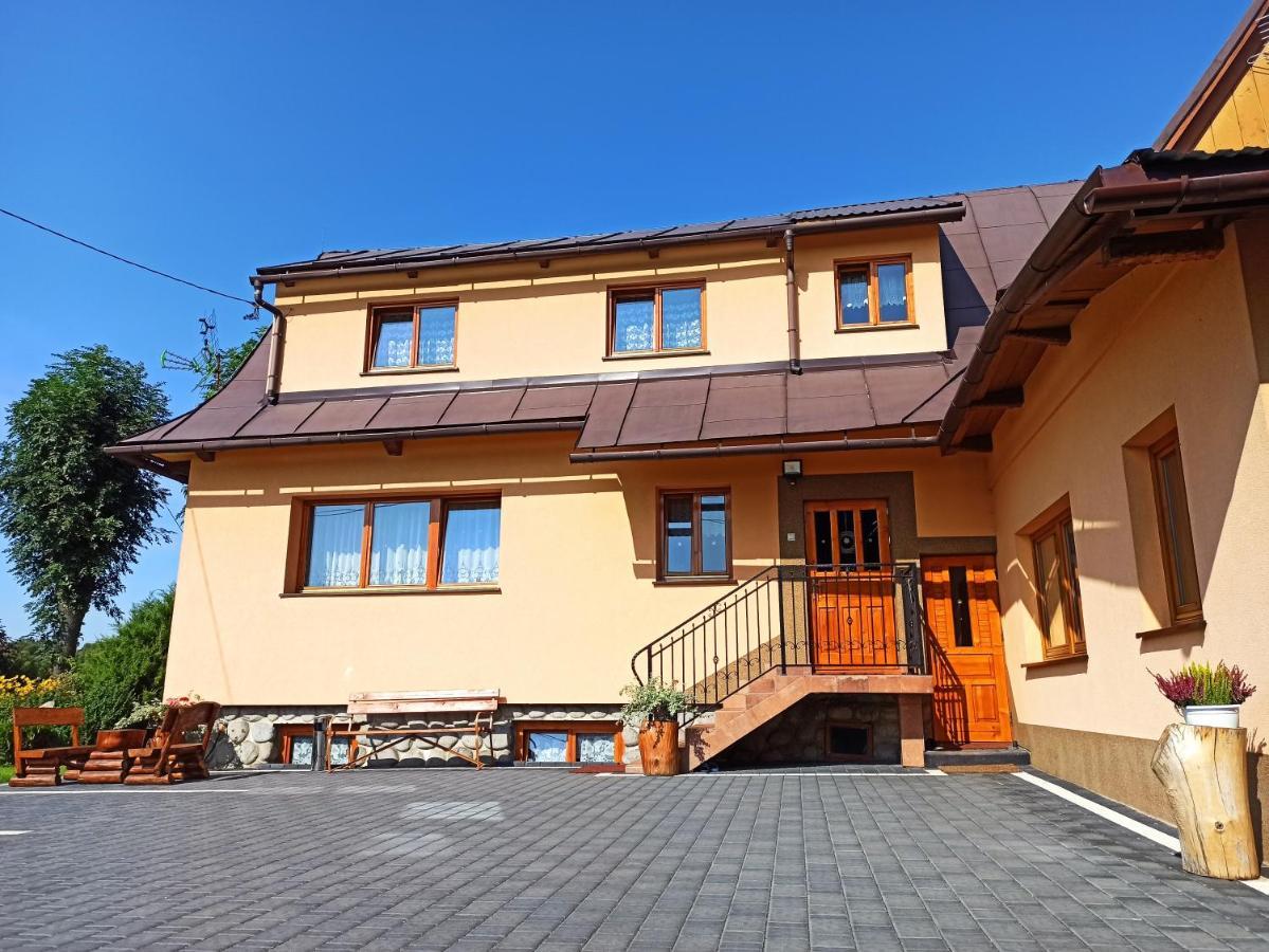 Brzoskwiniowy Dom Apartment Banska Nizna Exterior photo